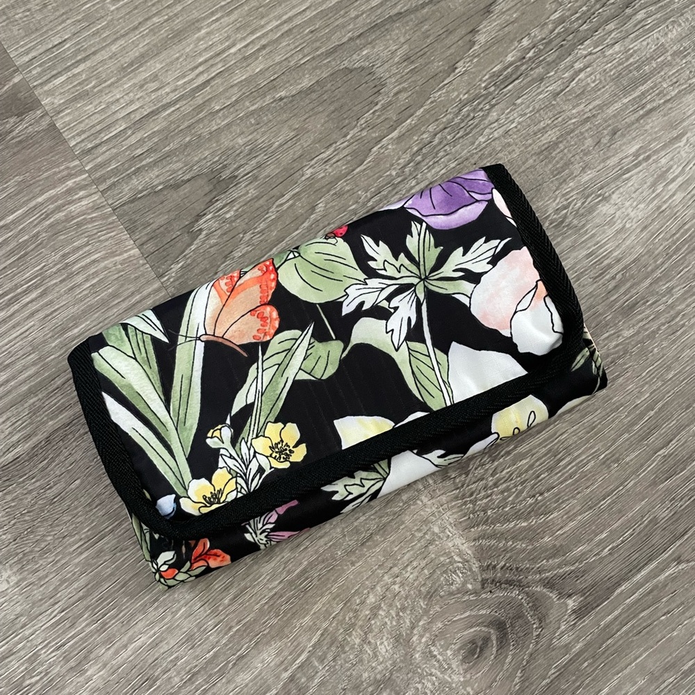 LeSportsac wallet